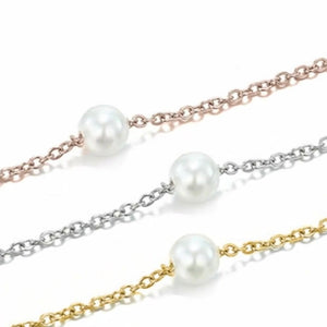 Small Pearl Necklace & Bracelet Set